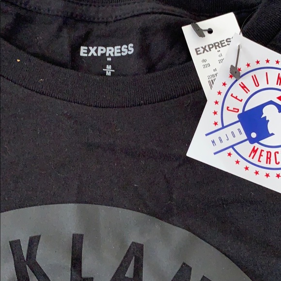 Oakland A’s shirt - Picture 3 of 3